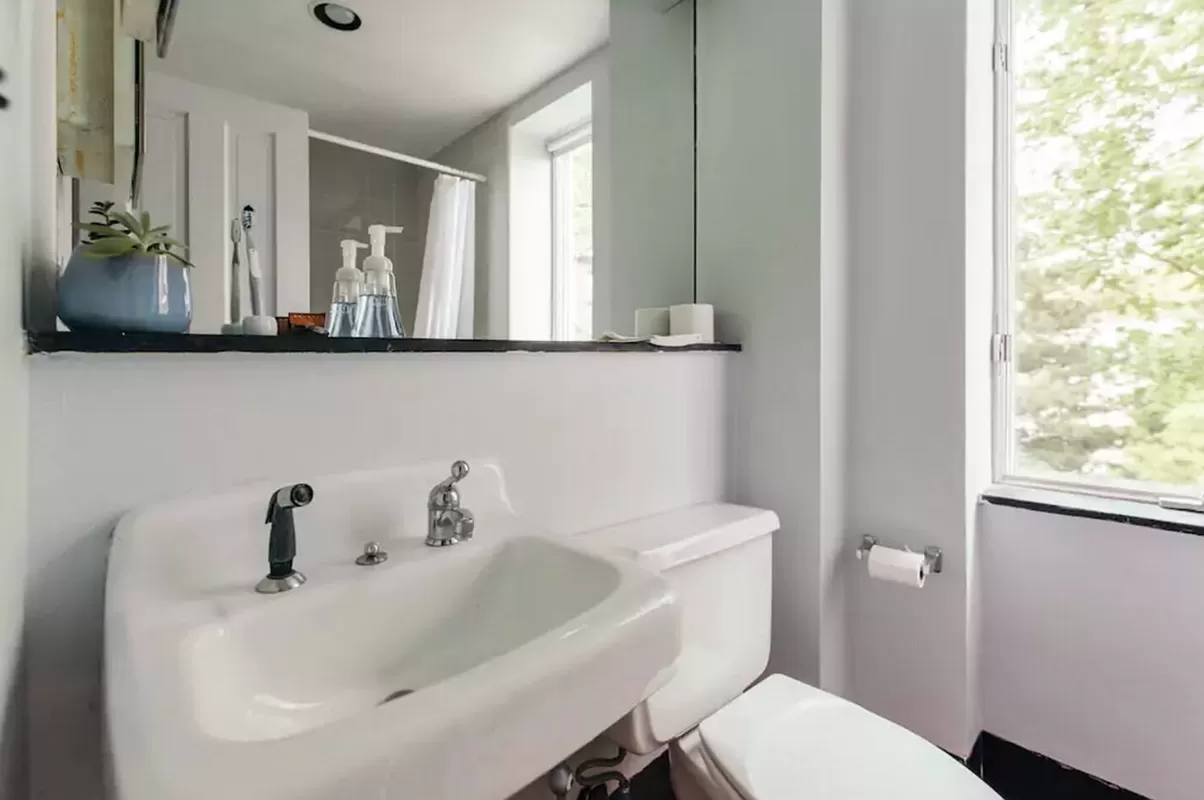 bathroom with white fixtures