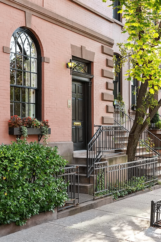 exterior showing entrance with low stoop and brownstone lintel