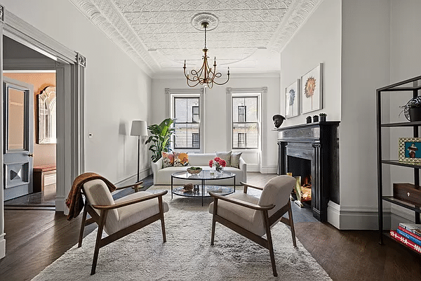 Brooklyn open house - parlor with mantel 