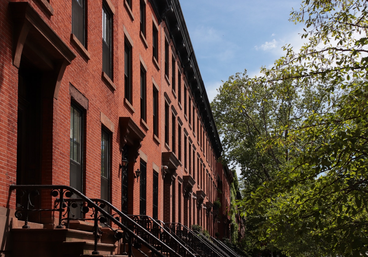 row houses in brooklyn