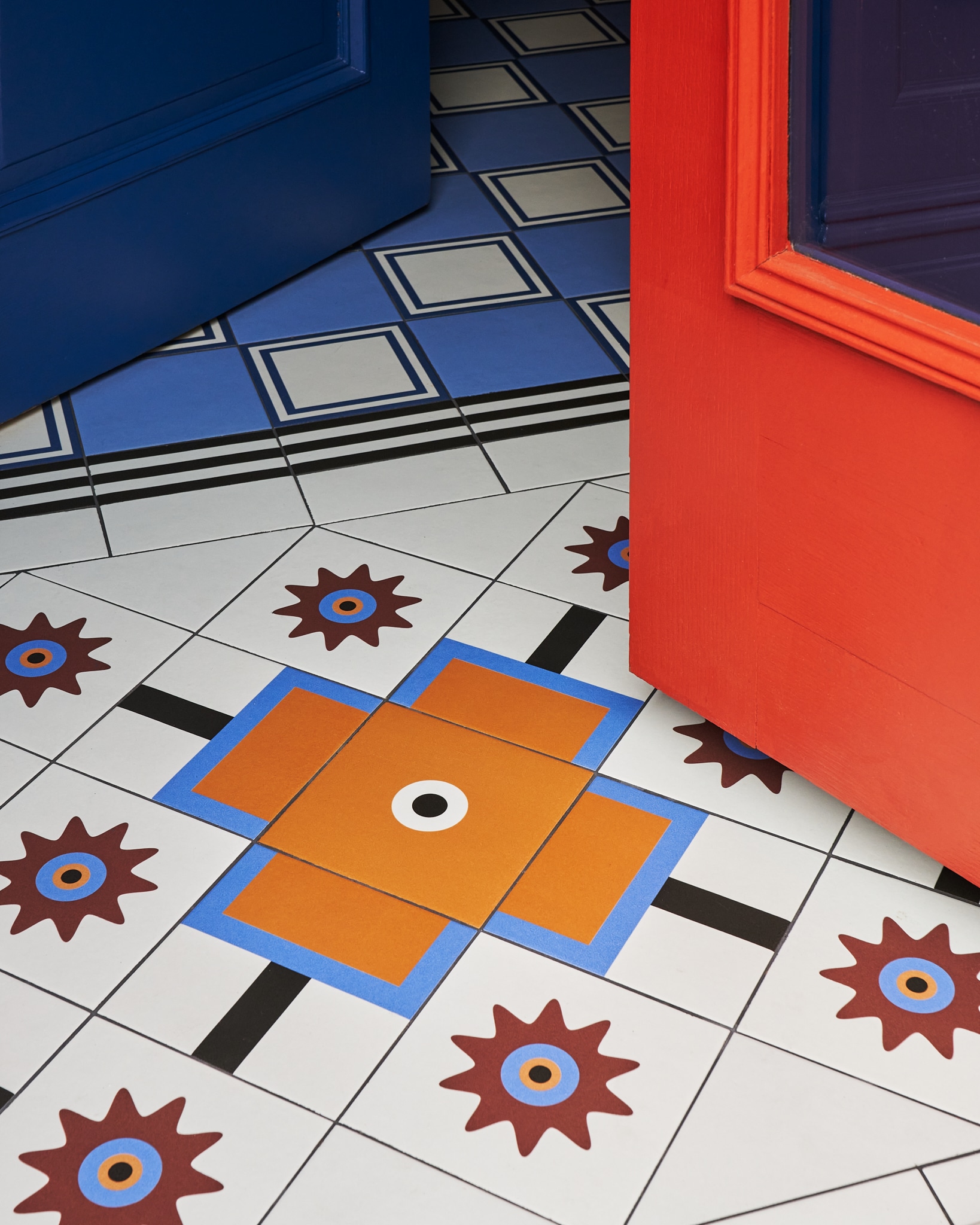 VESTIBULE TILE