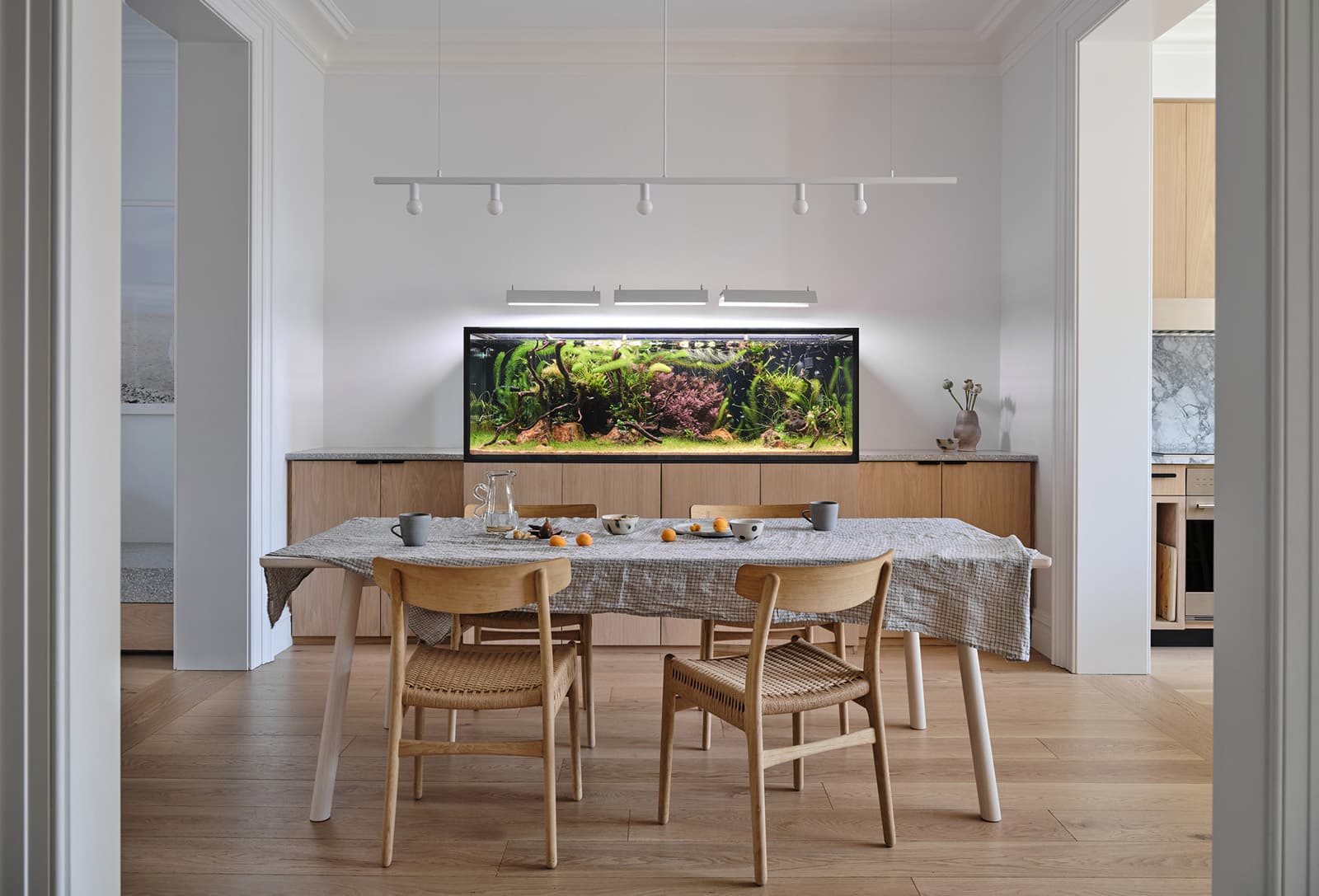 DINING ROOM WITH FISH TANK