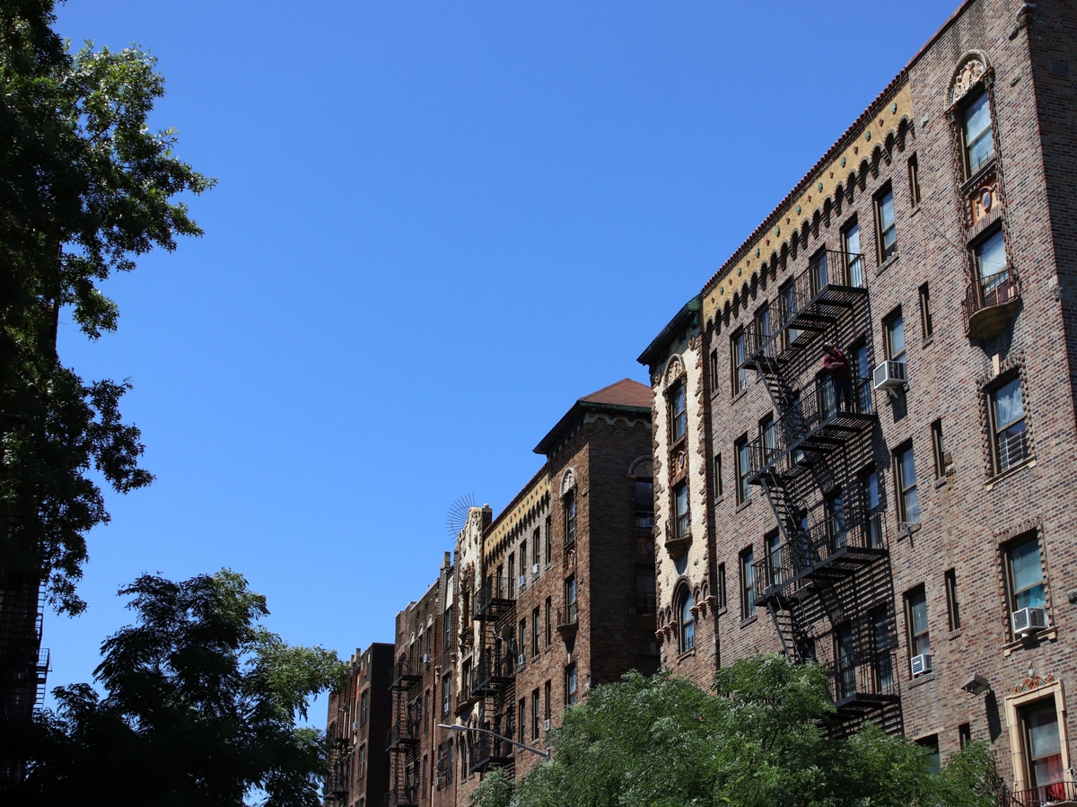 brooklyn - apartment buildings