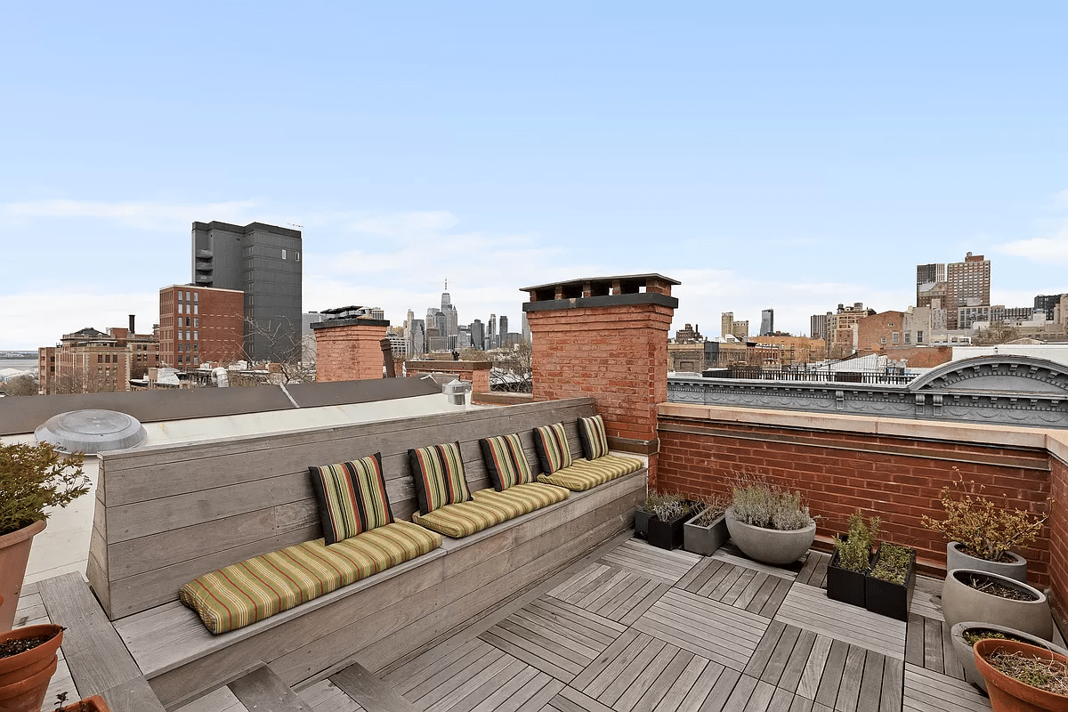 roof deck with built-in bench and room for container plants