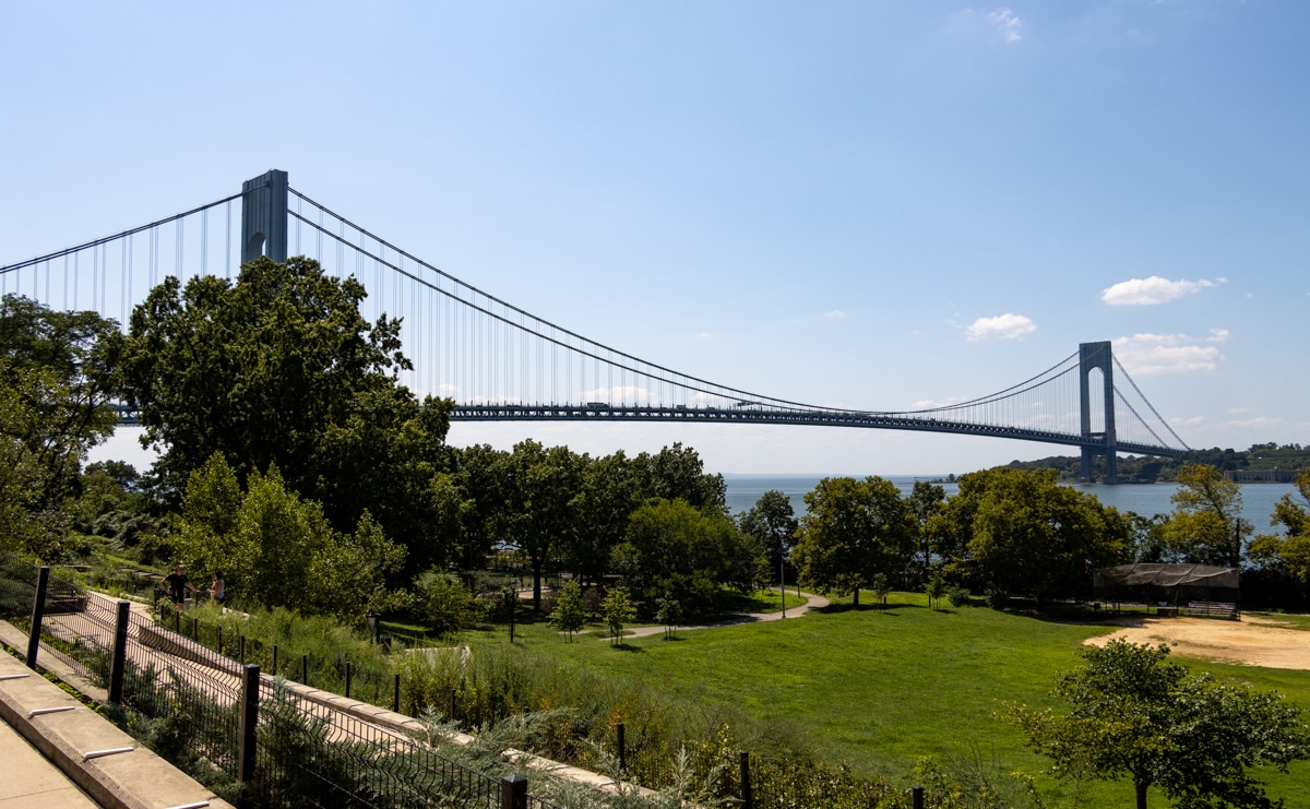 brooklyn - shore park and parkway in bay ridge with a view of the verrazzano bridge