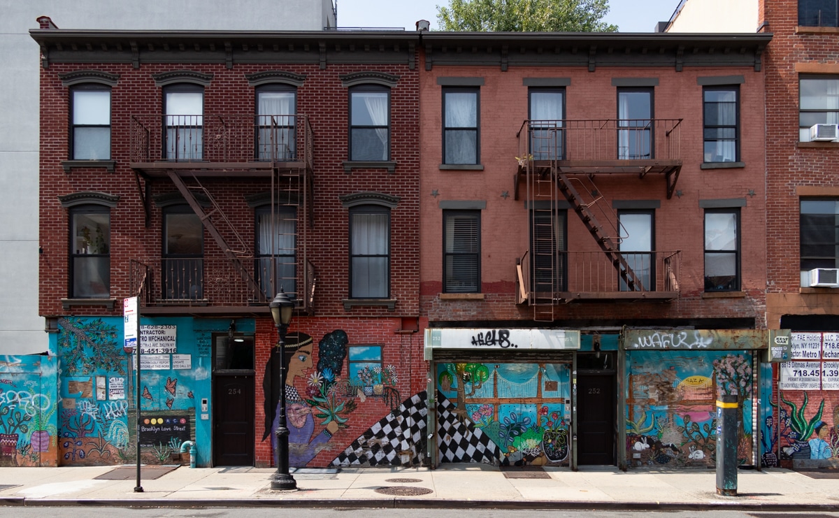 brooklyn - murals on smith street