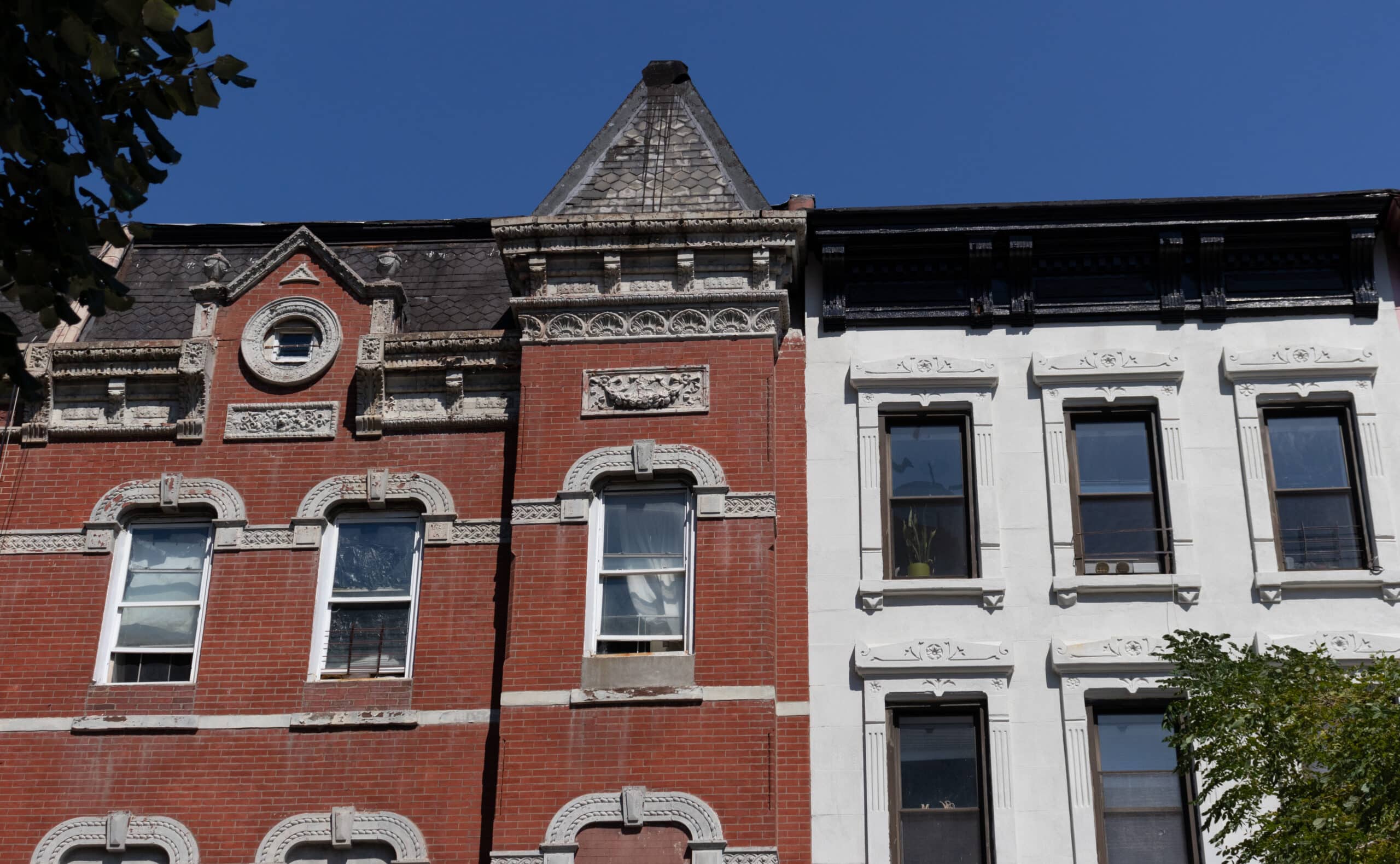 brooklyn - rooflines of buildings in bed stuy
