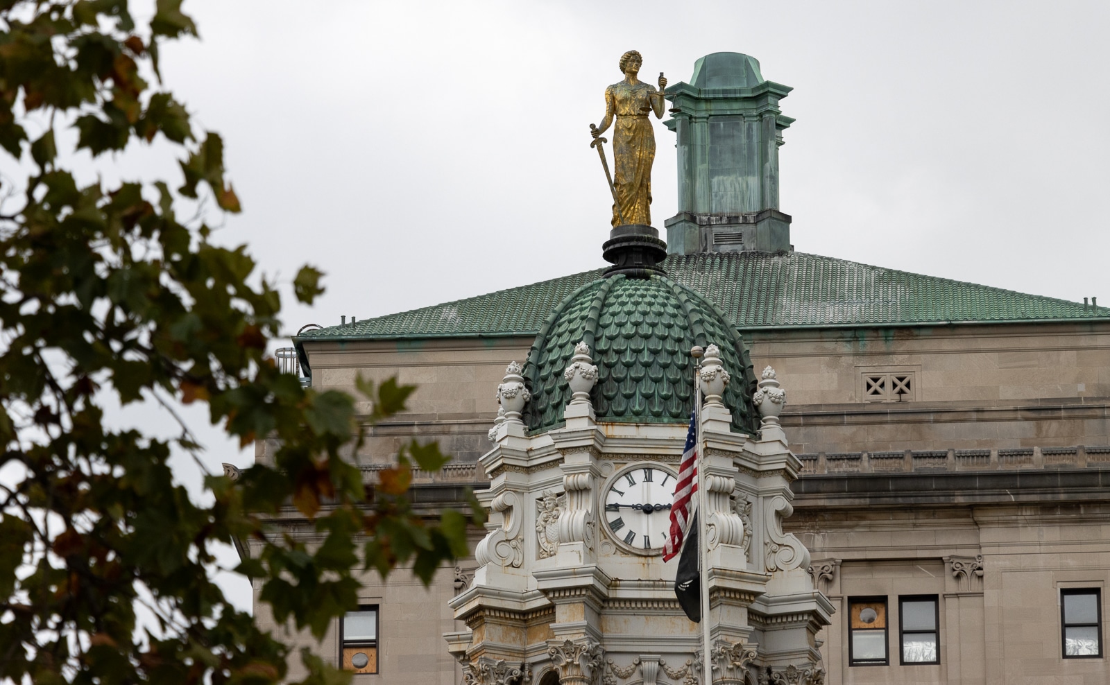 brooklyn - 'Lady Justice' sculpture atop brooklyn borough hall
