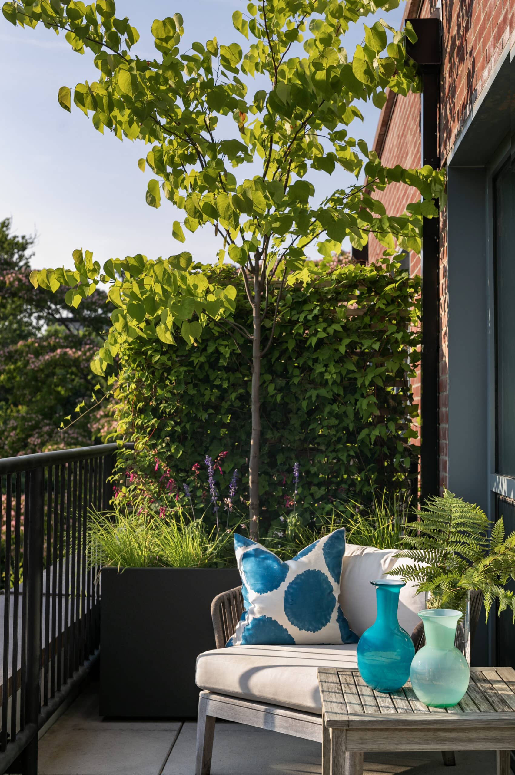 COFFEE BALCONY 1