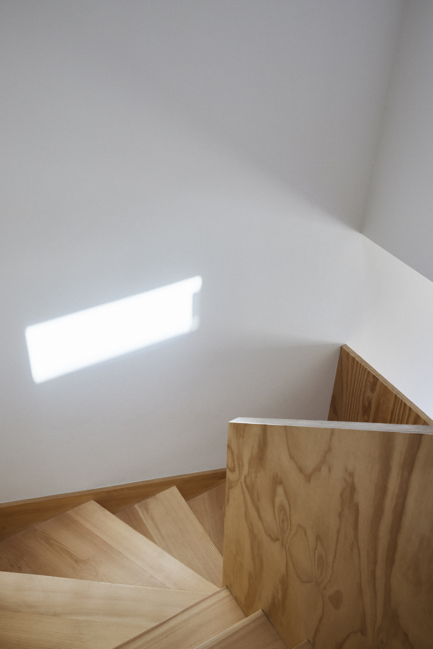 STAIRS ASCENDING