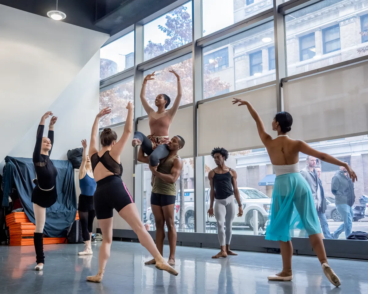 dancers rehearsing