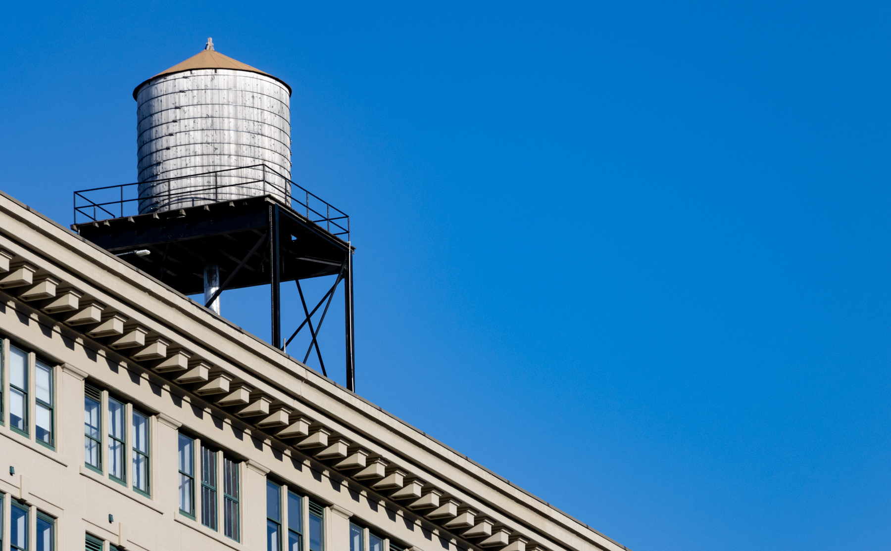 brooklyn - watertower in Dumbo