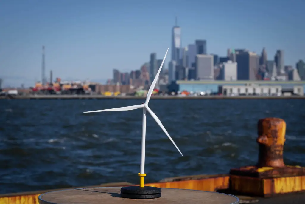 marine terminal - wind turbine mock up