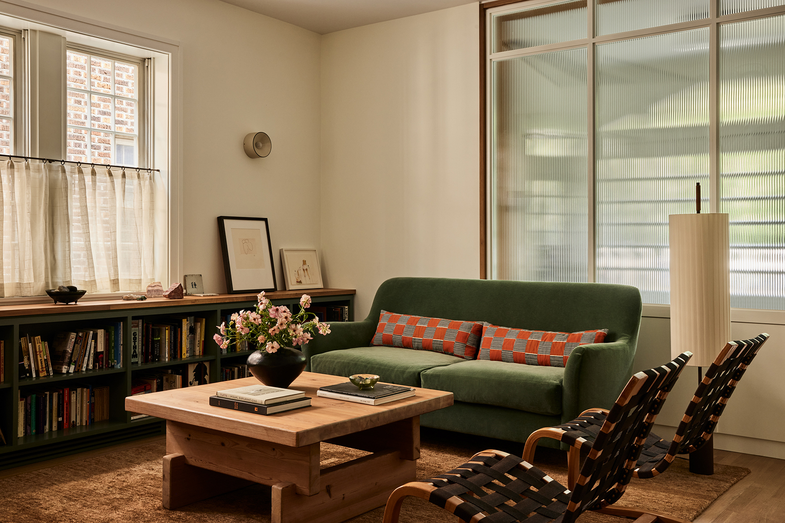 LIVING ROOM WITH REEDED GLASS WALL SIDE WINDOWS