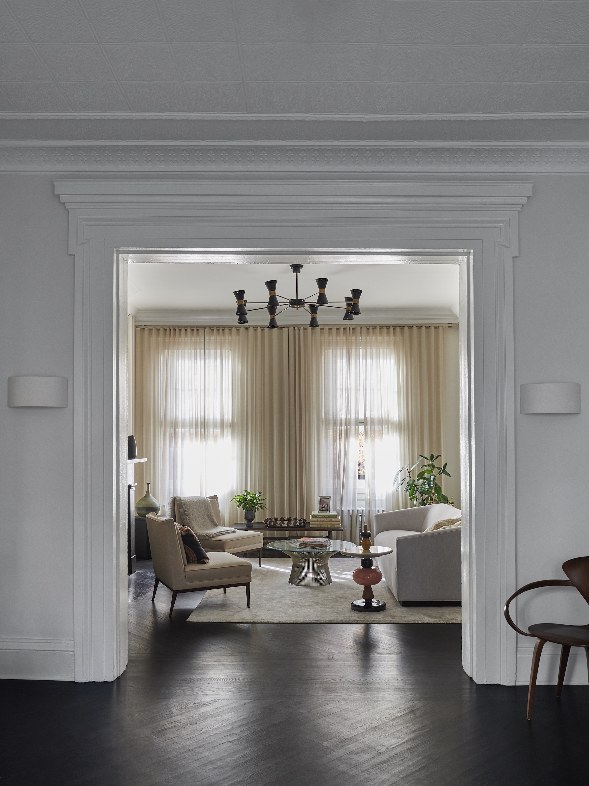 FRONT PARLOR FRAMED BY OPENING