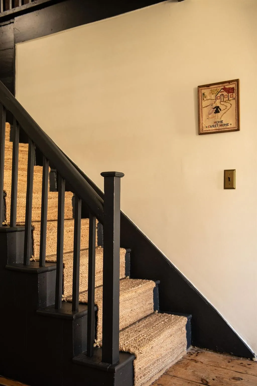stair with simple newel