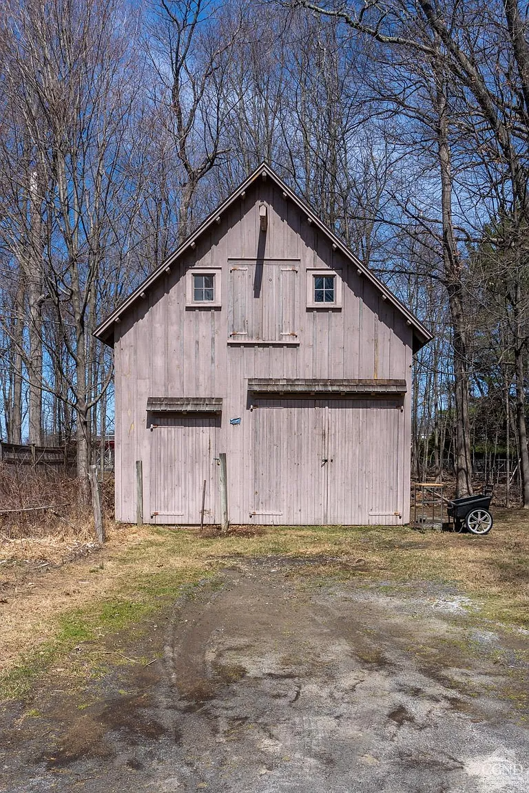 barn with hoist beam still in place