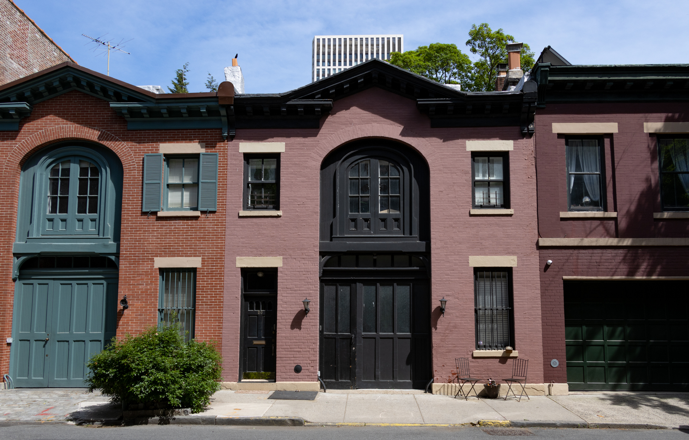 brooklyn heights - row of carriage houses in brooklyn heights