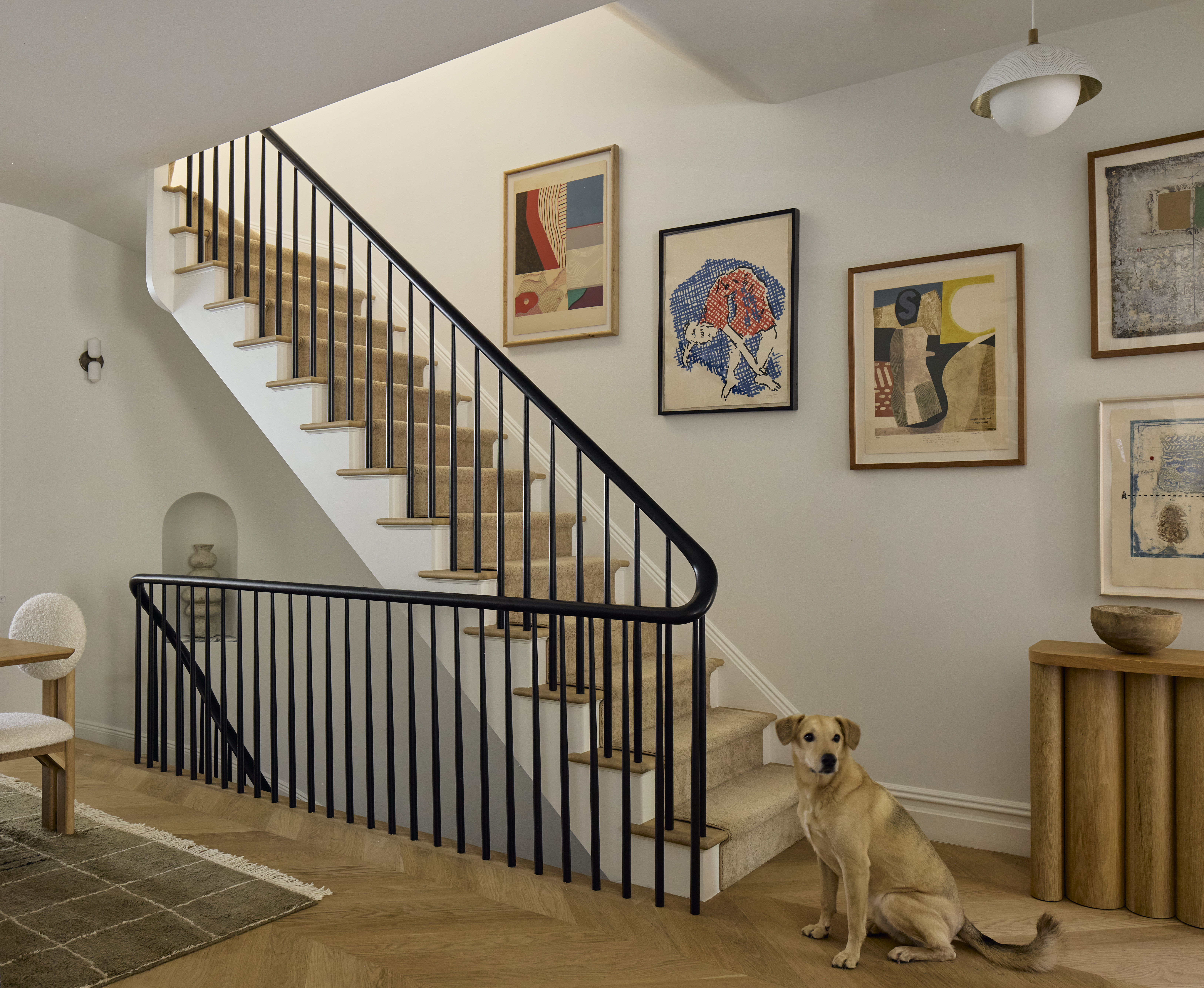 STAIRCASE GOING UP