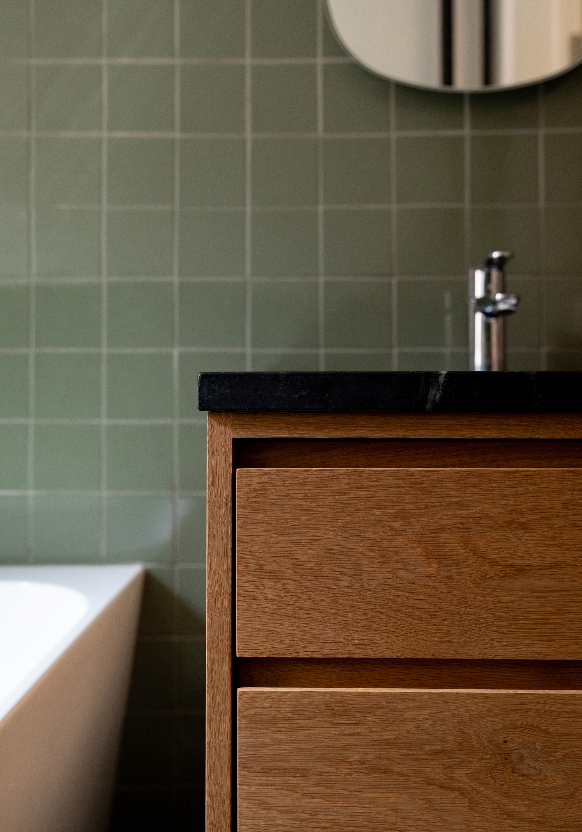 GREEN TILED BATH 2