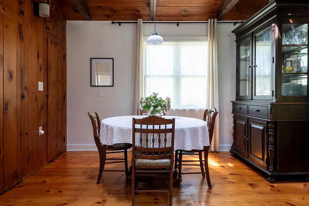 dining room with wood floor