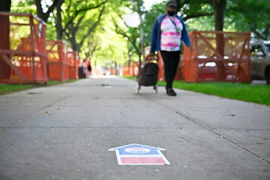 Voting signs guide the way outside a polling site in Spring Creek as Brooklynites cast their ballots in the 2025 Primary Election.