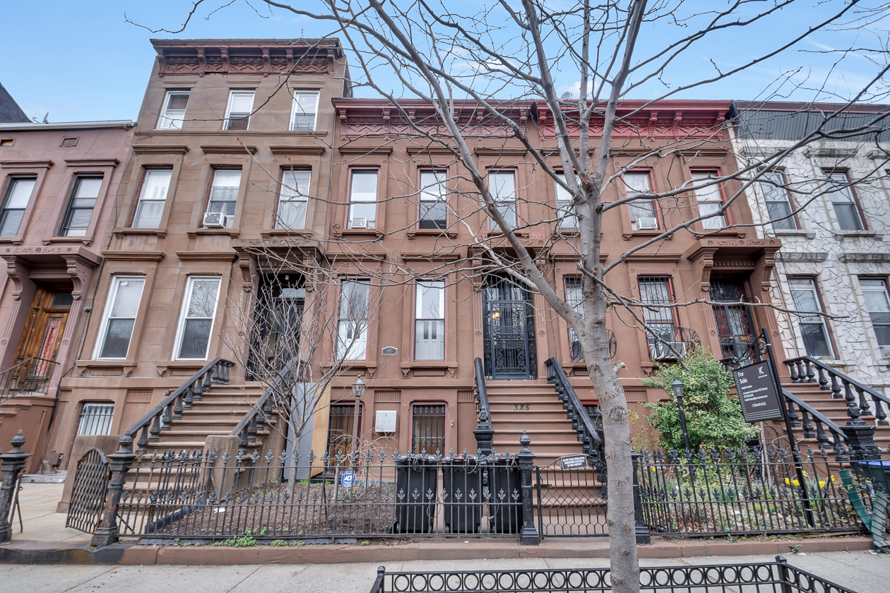 brownstone exteriors