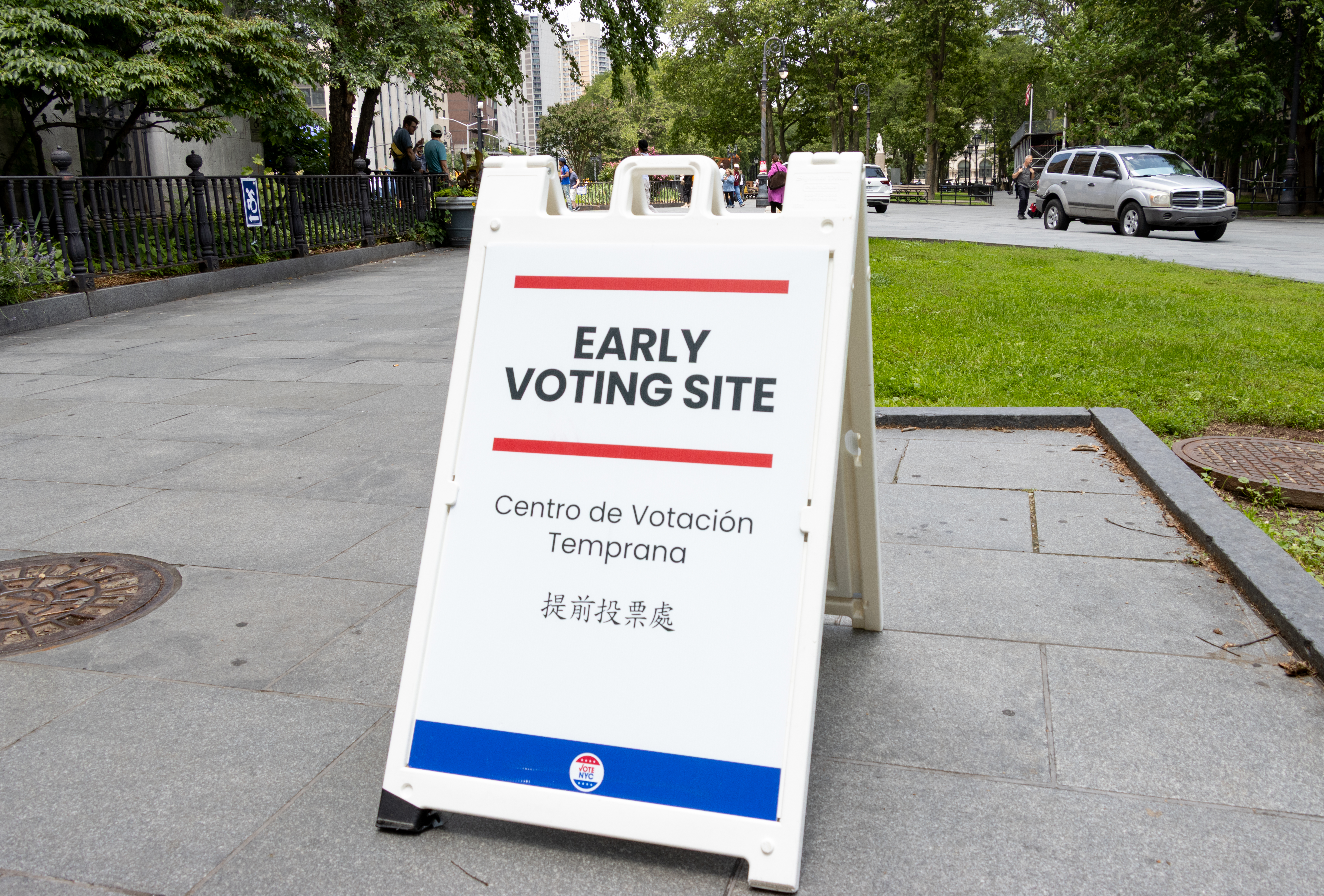 early voting sandwhich board sign