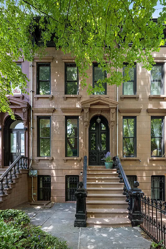 brownstone exterior