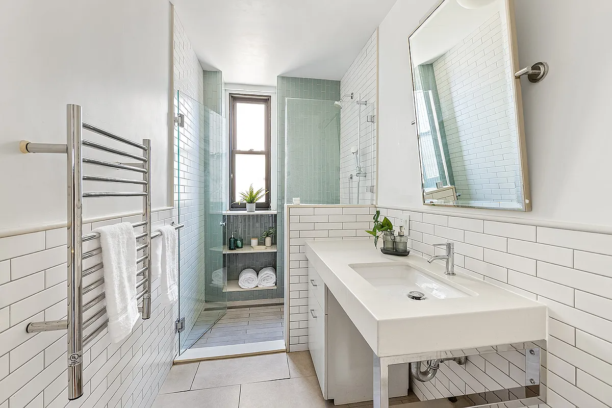 bathroom with walk-in shower