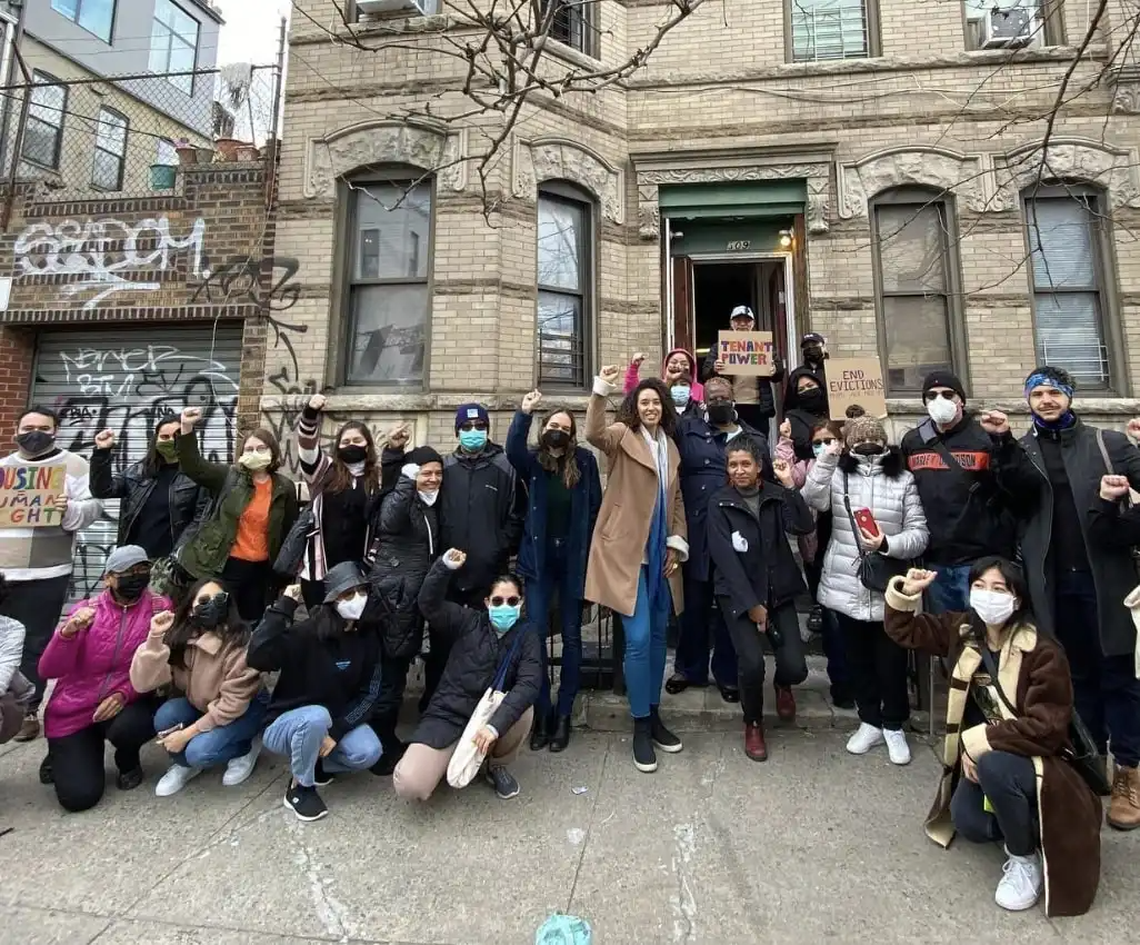 The Rent Transparency Act - people holding signs