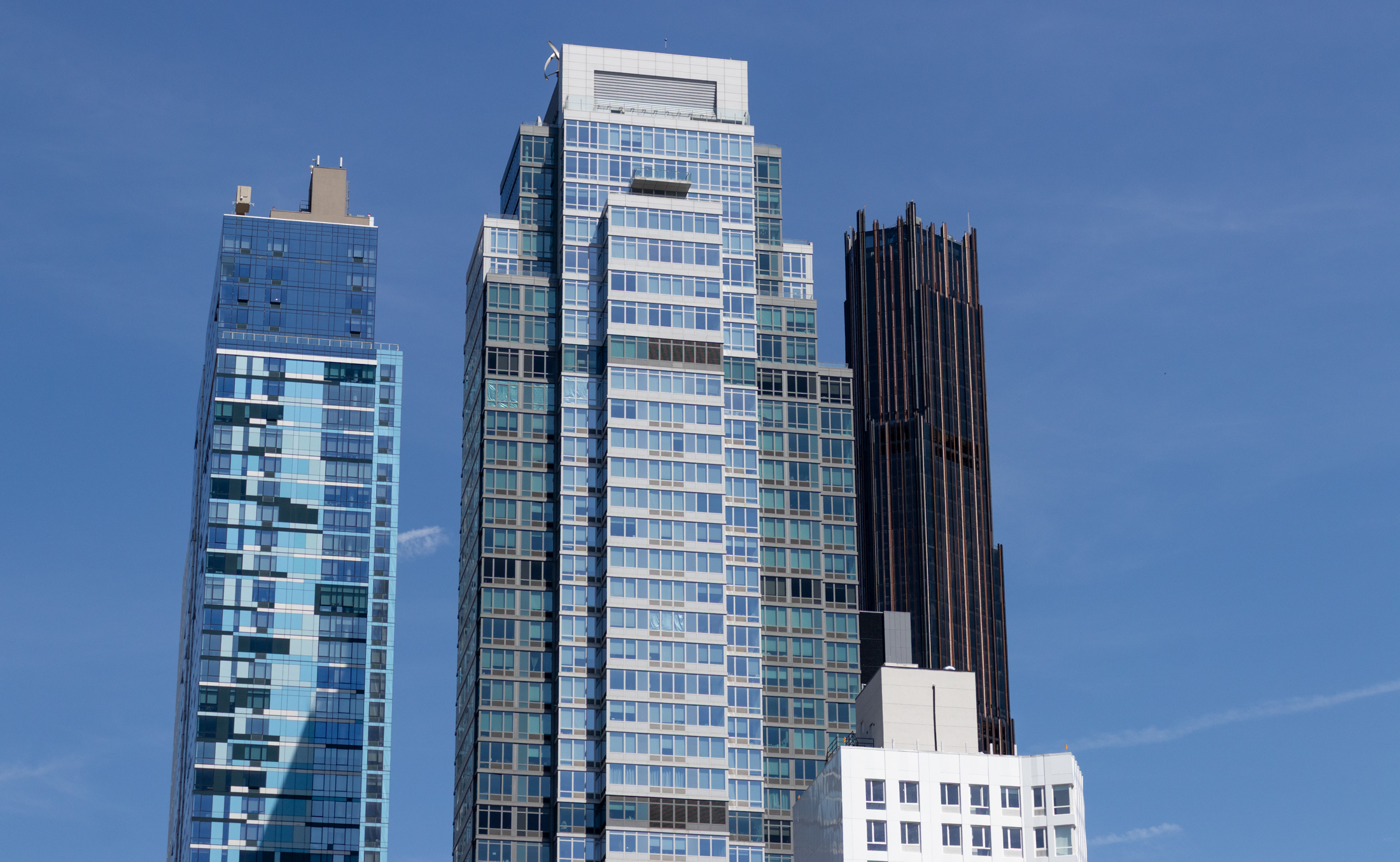 a group of skyscrapers in downtown brooklyn