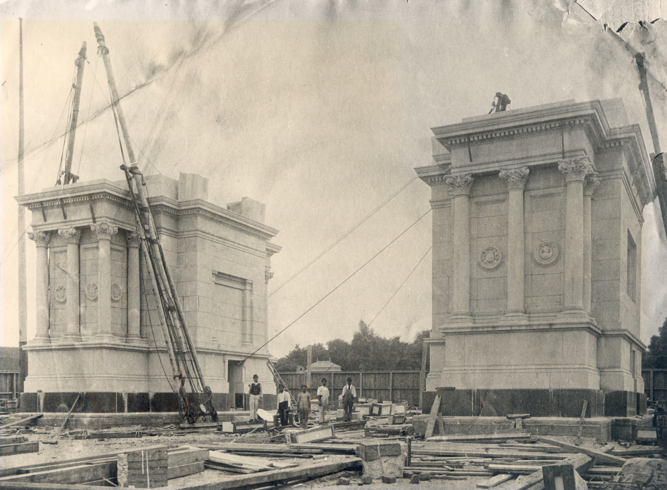 a sepia toned photo showing the two sections of the arch