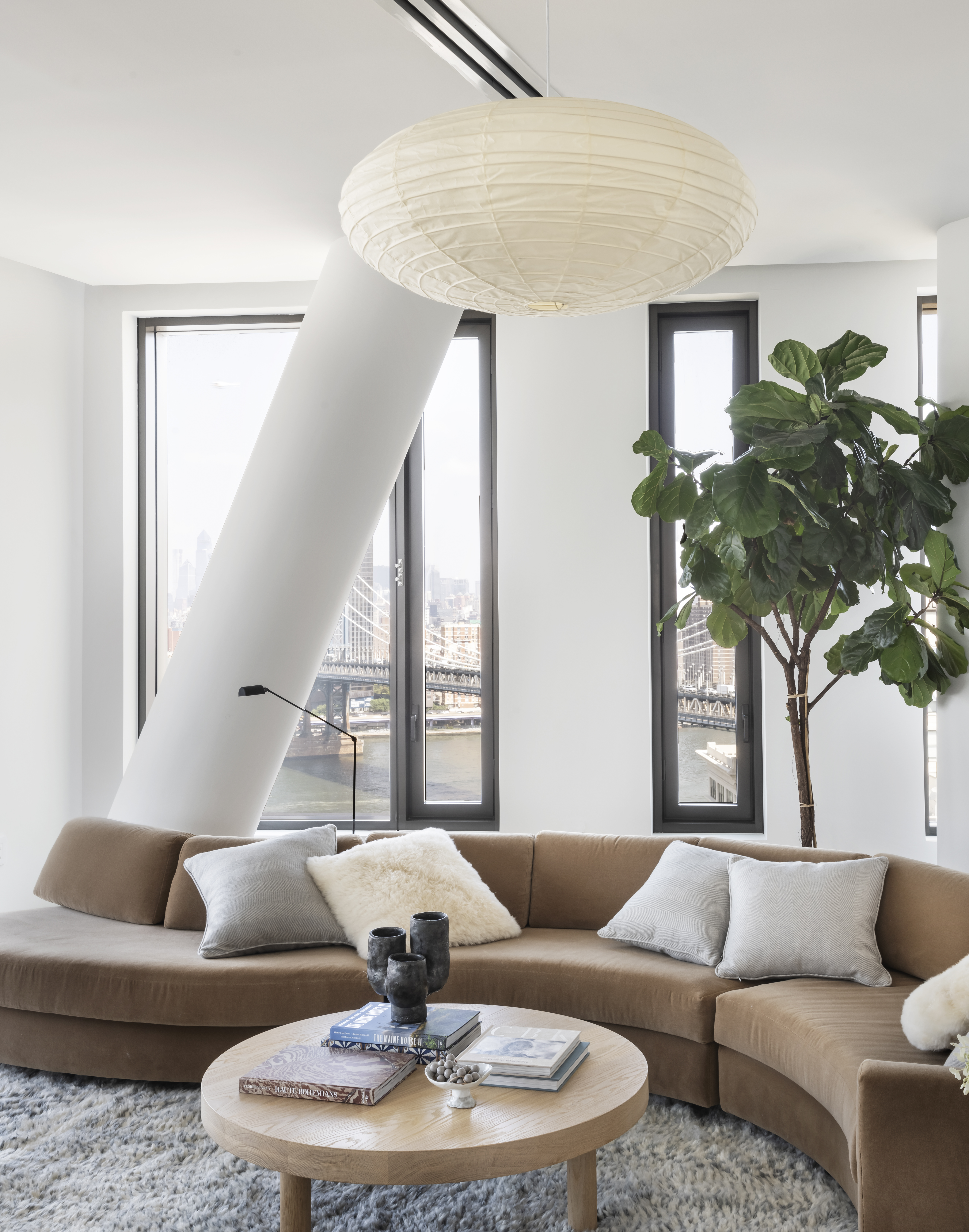 LIVING ROOM SERPENTINE SOFA