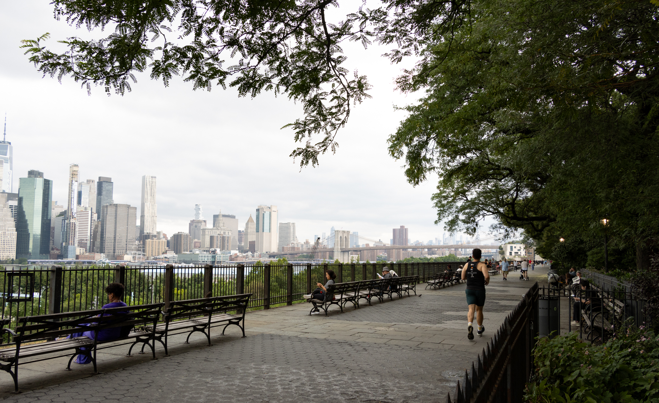 brooklyn-heights-promenade-aug2025-links-sdevries-1