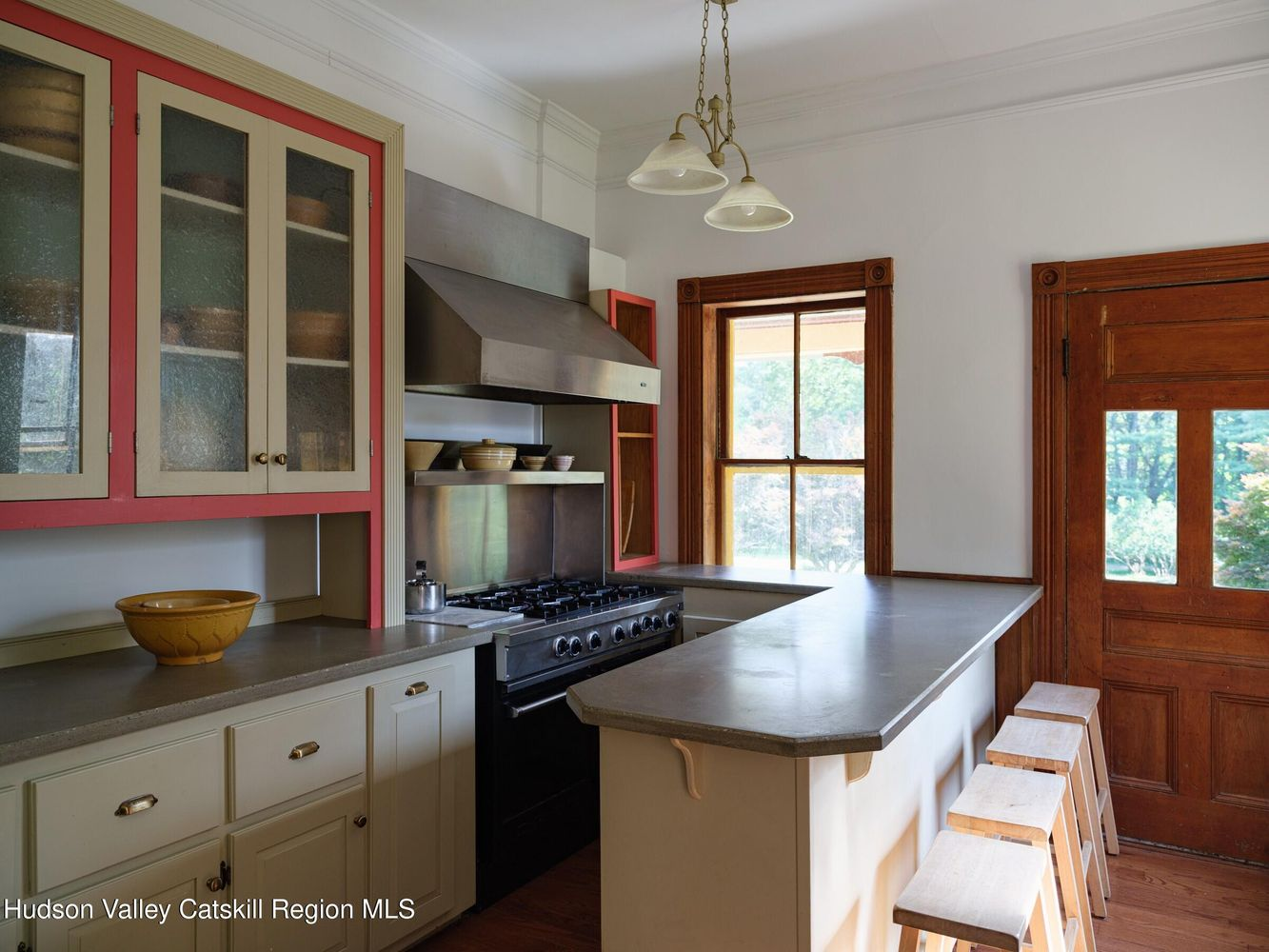kitchen with peninsula with room for stools