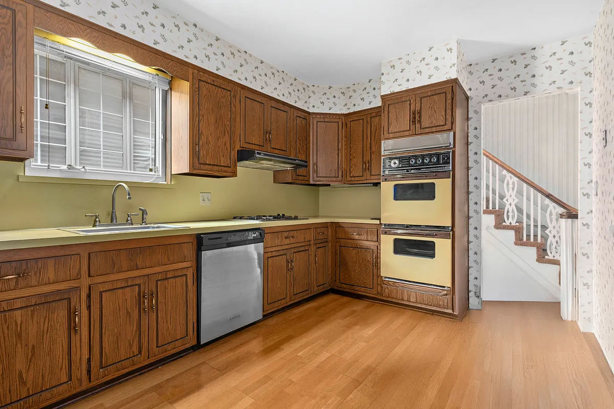 kitchen with harvest gold appliances and countertops