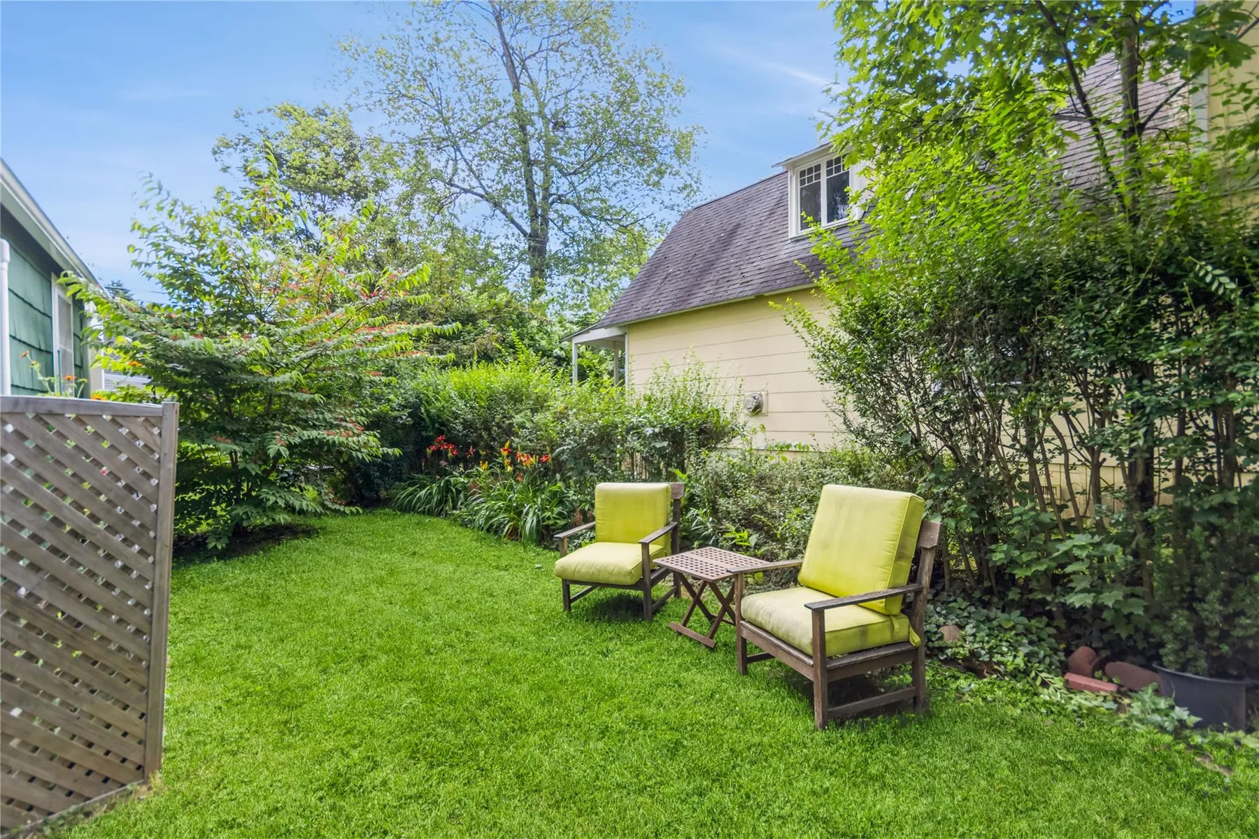 small yard with room for seating