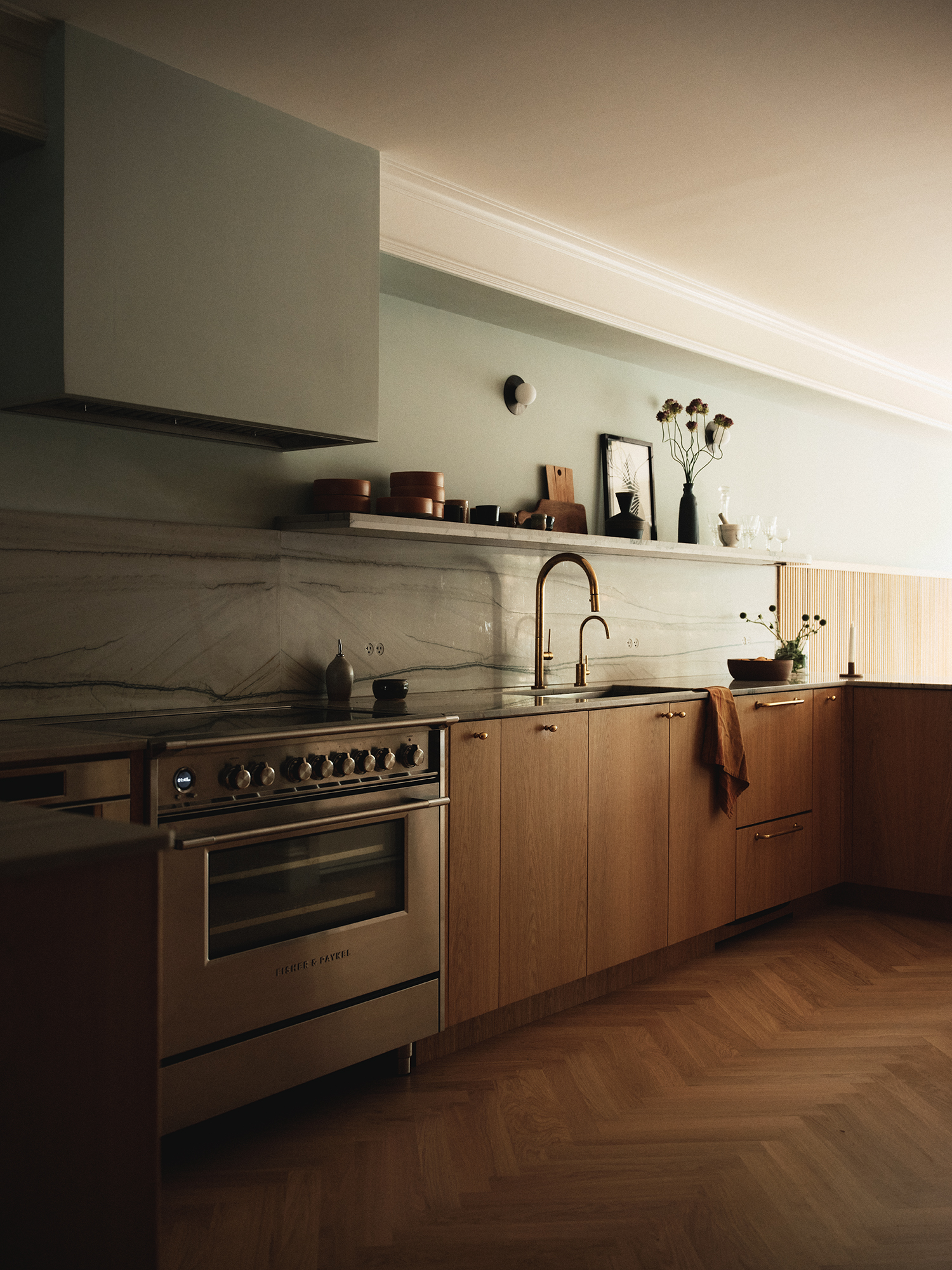 KITCHEN APPLIANCE WALL