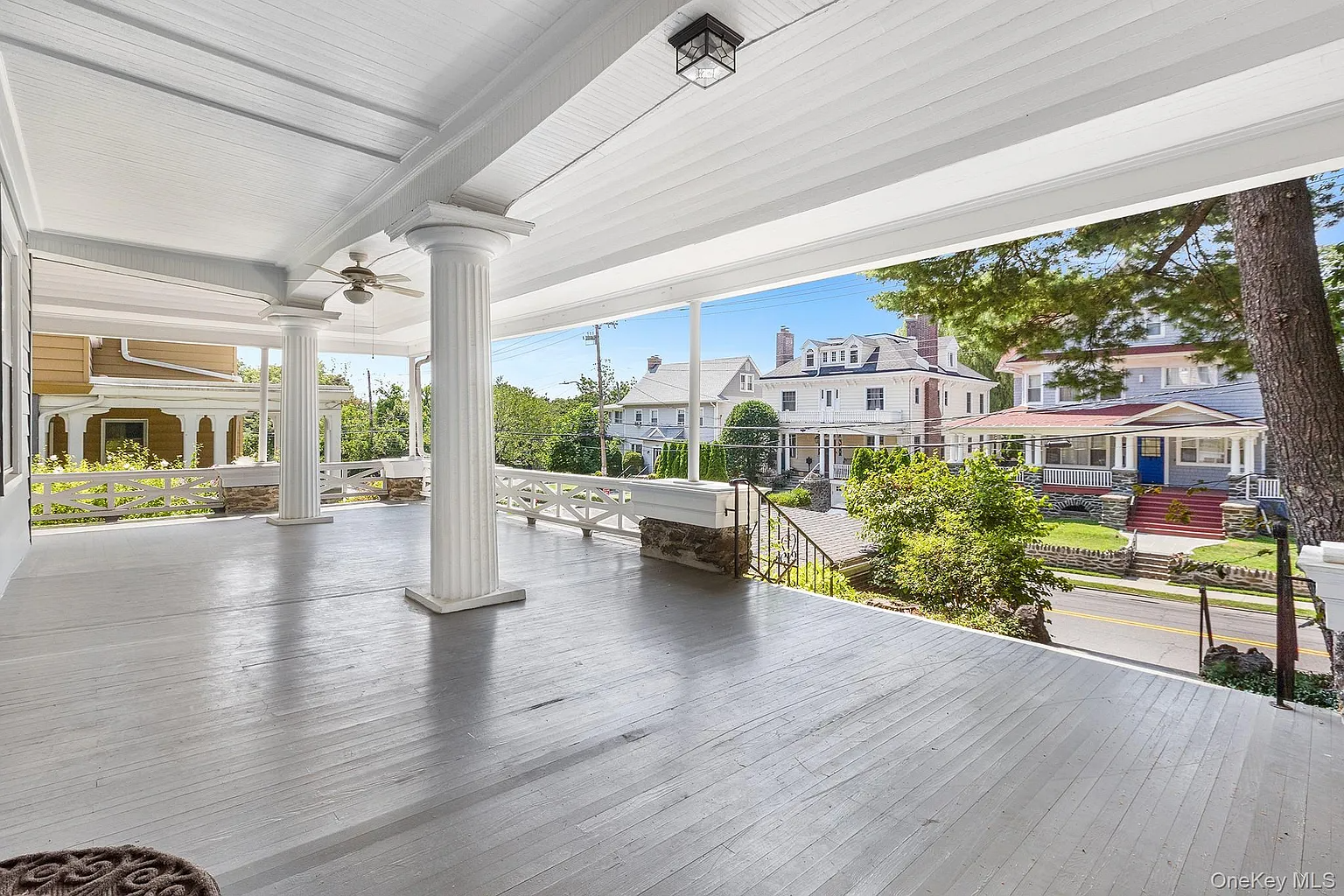 wraparound porch with columns
