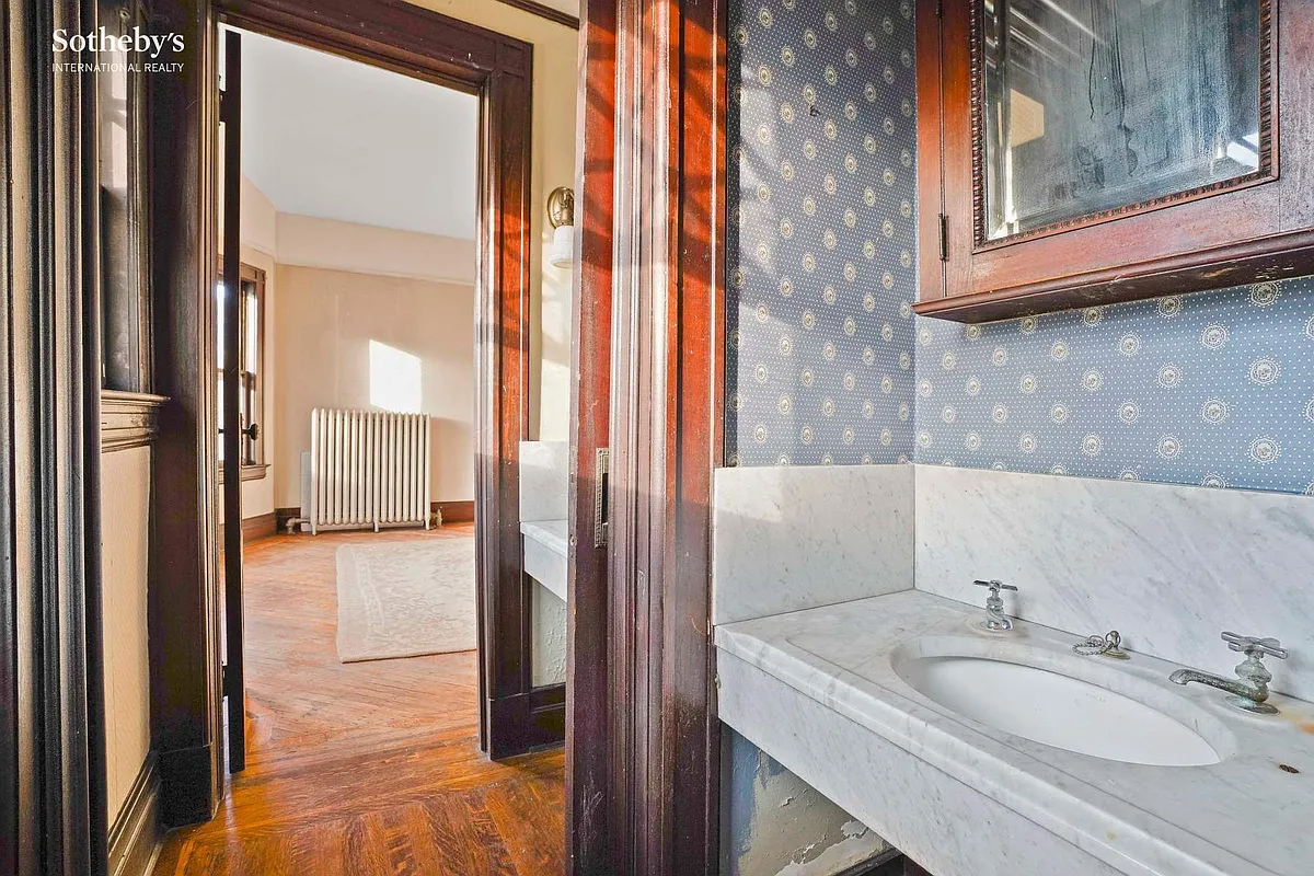 pass-through with marble sinks