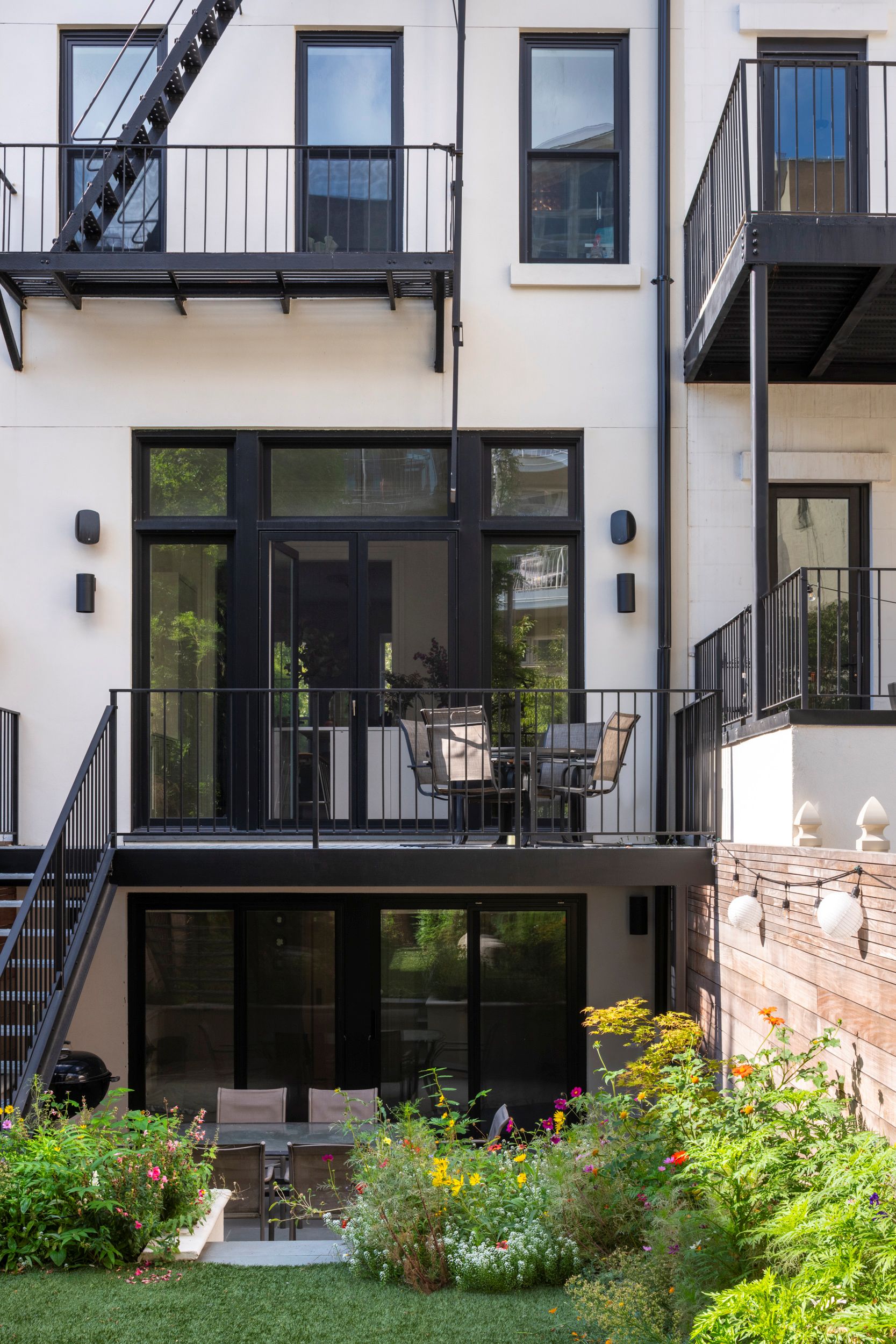 EXTERIOR REAR FACADE