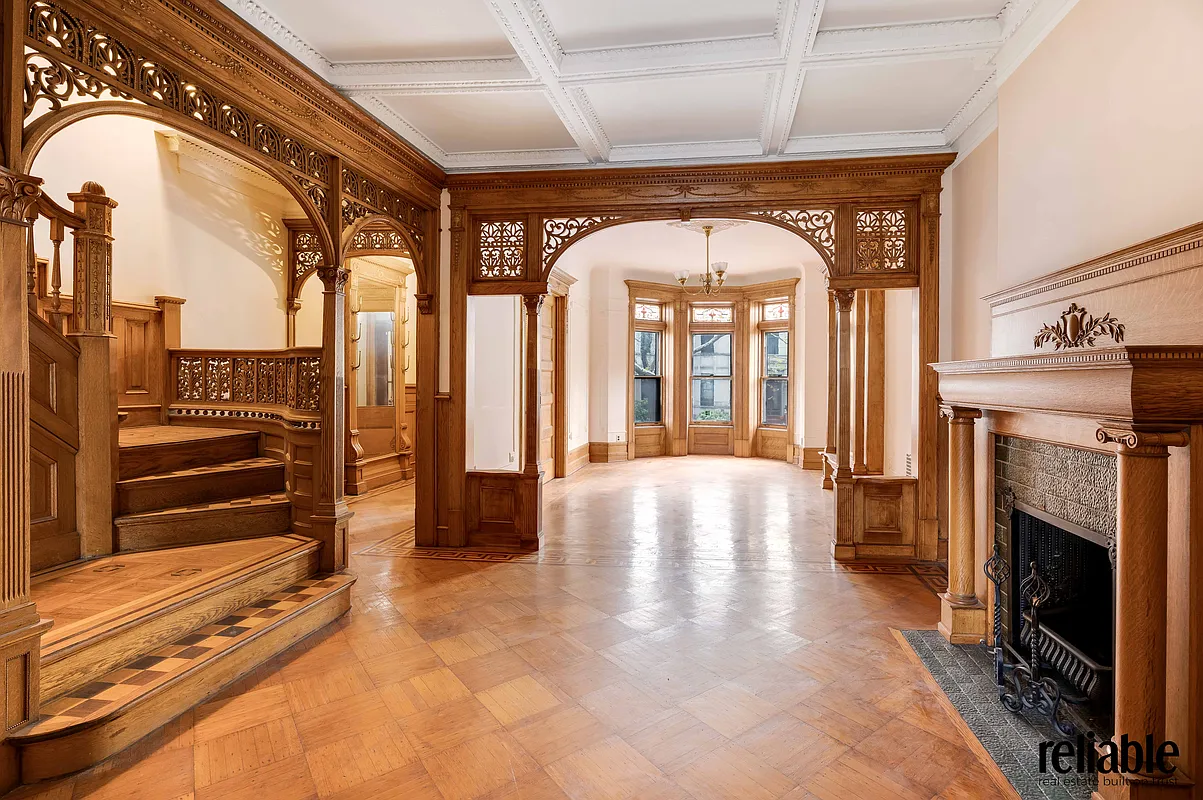 parlor with fretwork screen