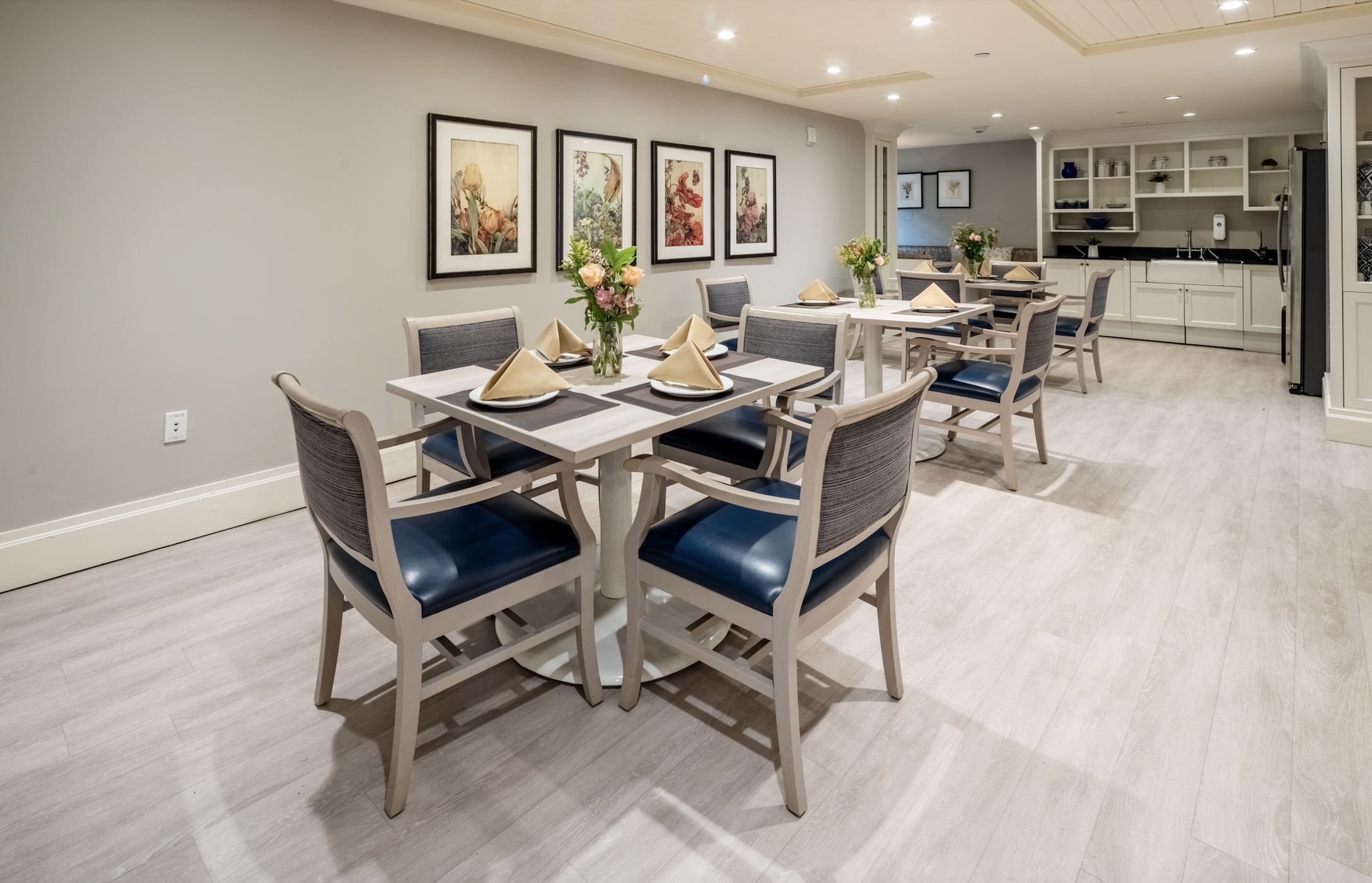 dining room at the watermark