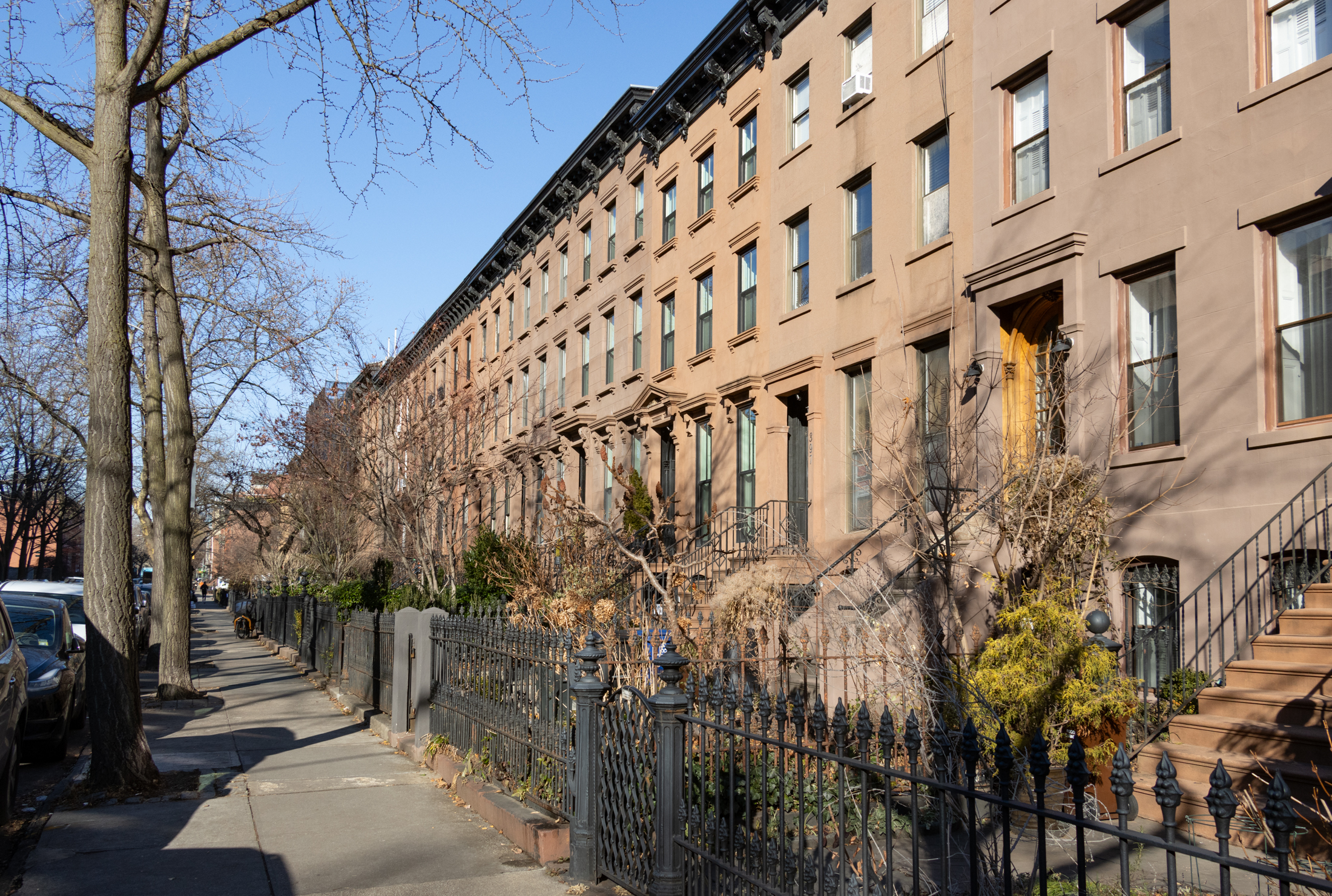 brownstone row