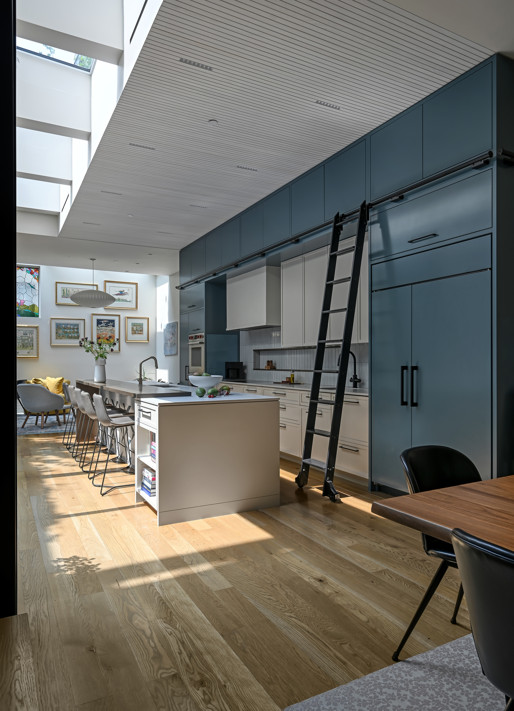 KITCHEN WALL LWITH LADDER SKYLIGHT