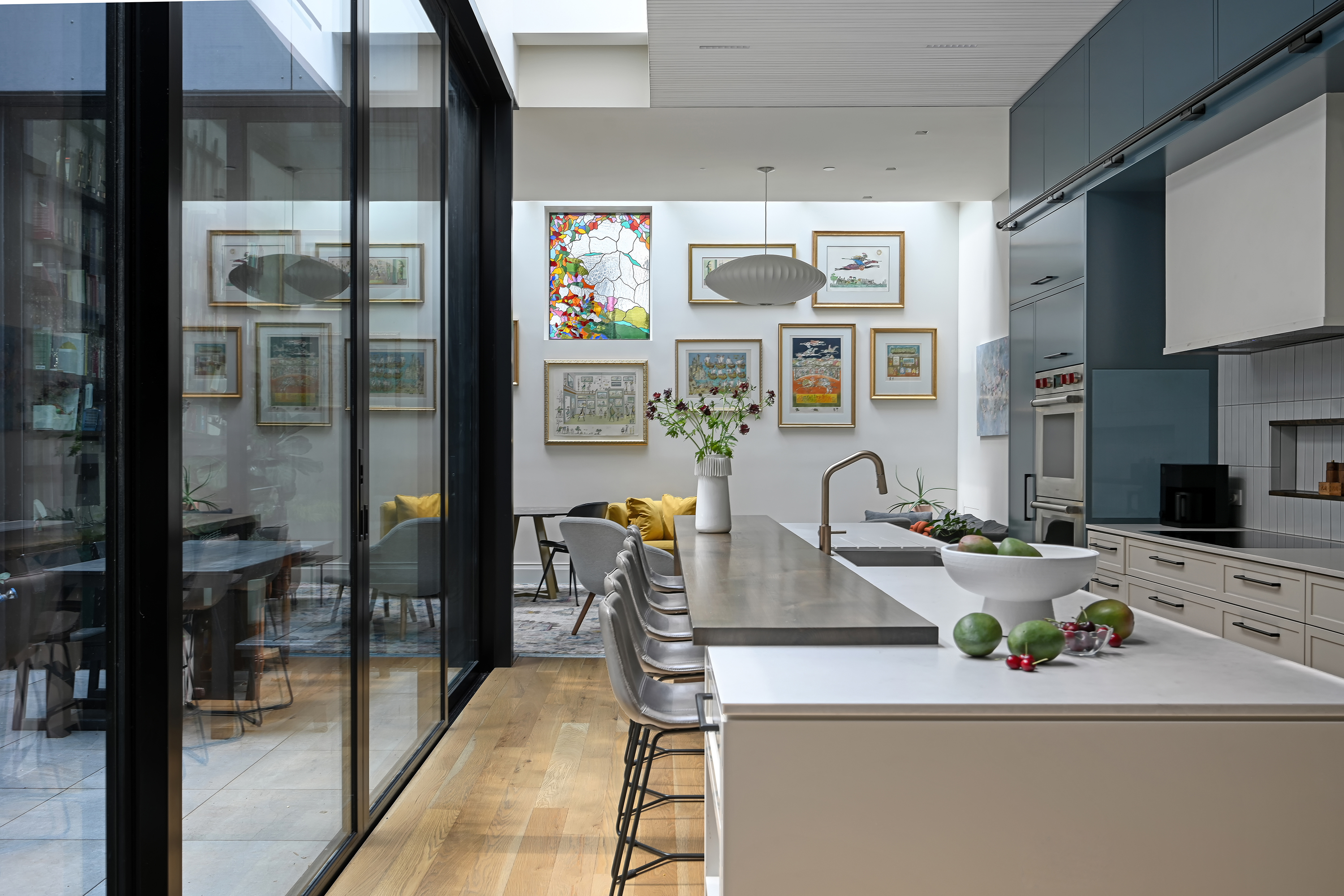 OVERALL KITCHEN THRU TO REAR LIVING ROOM GLASS WALL ON LEFT