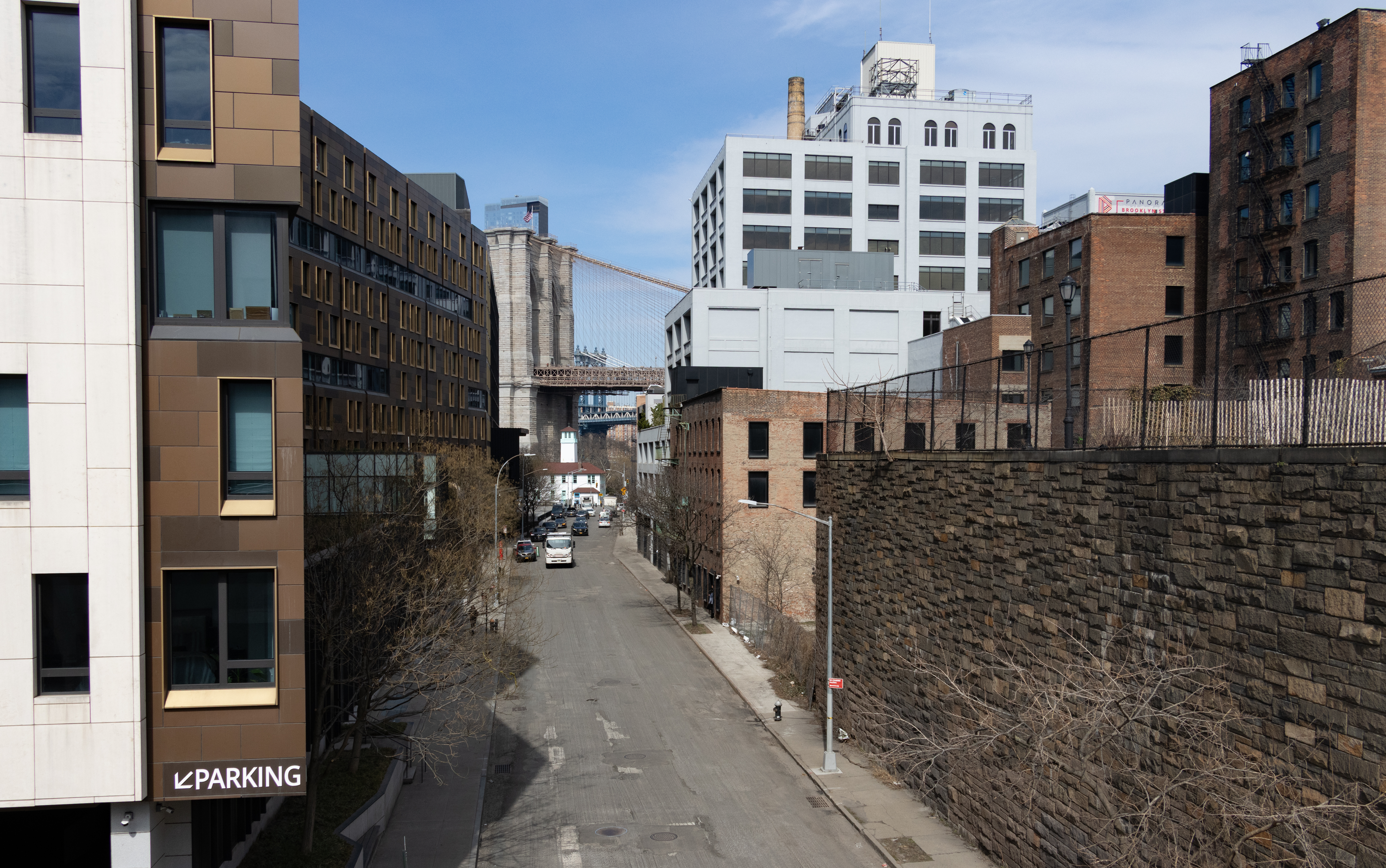 brooklyn heights - view of the brooklyn bridge