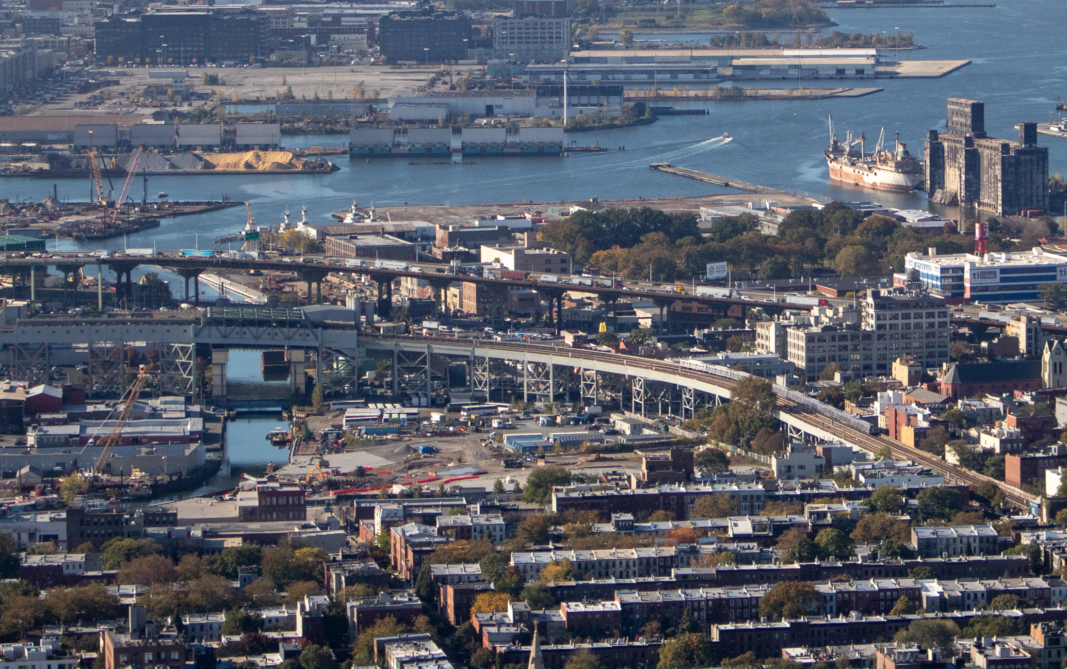aerial view showing the gowanus canal