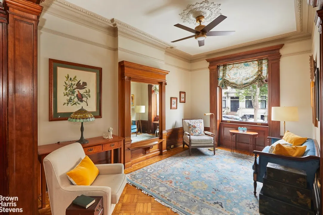front parlor with pier mirror, ceiling medallion
